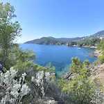La Grande Bleue - Vue - Privee *