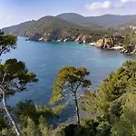 别墅 La Grande Bleue - Vue - Privee 滨海卡瓦莱尔